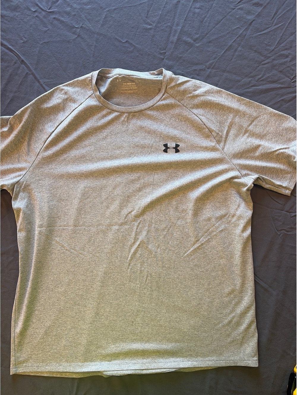 **Under Armour Tech Tee \| Men’s XL \| Very Good Condition 🩶**